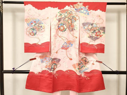 平和屋着物[]お宮参り　女の子　祝着　産着　初着　のしめ　地紙重ね鼓花文　暈し染め　金彩　逸品　DABC5343ma