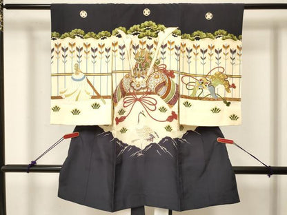 平和屋着物[]お宮参り 男の子 祝着 産着 初着 のしめ 駒刺繍 龍 兜 鶴 矢羽松文 金彩 逸品 DABC5353ma