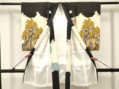 平和屋着物[]お宮参り　男の子　祝着　産着　初着　のしめ　刺繍　鷹　鷲　立波文　金彩　逸品　DABC5359ma