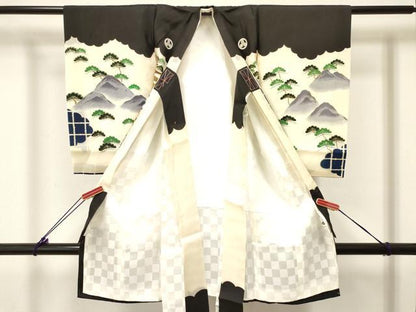 平和屋着物[]お宮参り　男の子　祝着　産着　初着　のしめ　刺繍　鷹　鷲　風景松文　金彩　逸品　DABC5362ma