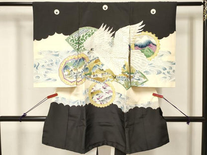 平和屋着物[]お宮参り 男の子 祝着 産着 初着 のしめ 駒刺繍 鷹 鷲 立波風景絵皿文 金彩 逸品 DABC5364ma