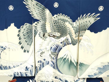 平和屋着物[]お宮参り　男の子　祝着　産着　初着　のしめ　駒刺繍　鷹　鷲　立波風景文　金彩　逸品　DABC5368ma
