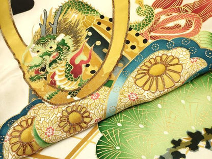 平和屋着物[]お宮参り　男の子　祝着　産着　初着　のしめ　駒刺繍　龍　兜　松文　金彩　逸品　DABC5370ma
