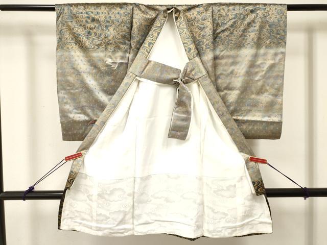 平和屋着物[]お宮参り　男の子　祝着　産着　初着　のしめ　龍　兜　飛鳥松丸文　暈し染め　金銀彩　逸品　未使用　DABC5373ma