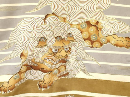 平和屋着物[]お宮参り 男の子 祝着 産着 初着 のしめ 駒刺繍 唐獅子 松菊桐文 金銀彩 逸品 DABC5382ma