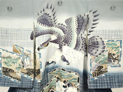平和屋着物[]お宮参り 男の子 祝着 産着 初着 のしめ 駒刺繍 鷹 鷲 屏風笹竹松文 暈し染め 金銀彩 逸品 DABC5386ma