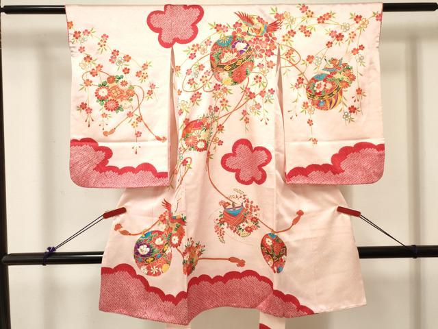 平和屋着物[]女の子　子供　３歳　祝着　三つ身　駒刺繍　糸車　鞠飛鶴鈴花文　金彩　逸品　DABC5427ma