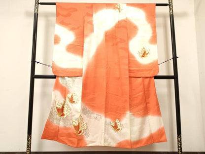 平和屋着物∵女の子　十三参り　子供　祝着　駒刺繍　花蝶文　暈し染め　銀彩　逸品　DABC5437ma
