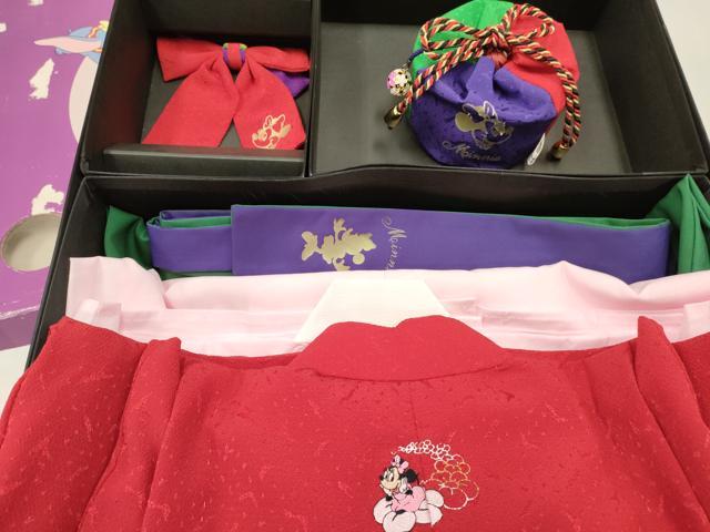 平和屋着物[]卒園式　女の子　子供　長襦袢(単衣・半衿刺繍)・行灯袴・巾着・髪飾りセット　キャラクター　金銀彩　箱付き　DABC5467ma