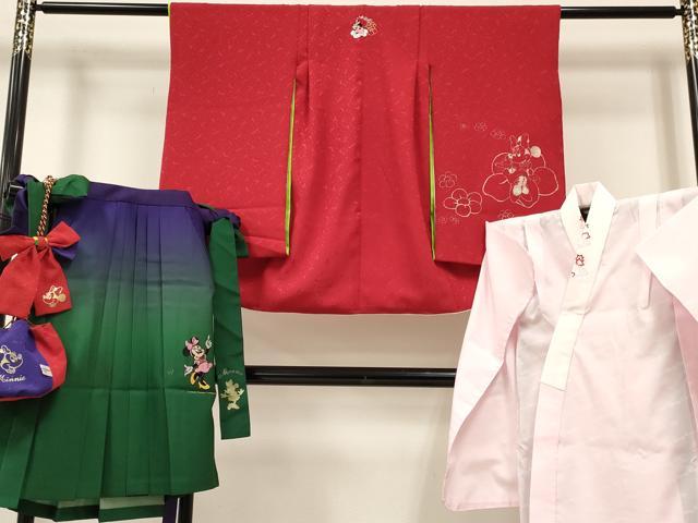 平和屋着物[]卒園式 女の子 子供 長襦袢(単衣・半衿刺繍)・行灯袴・巾着・髪飾りセット キャラクター 金銀彩 箱付き DABC5468ma