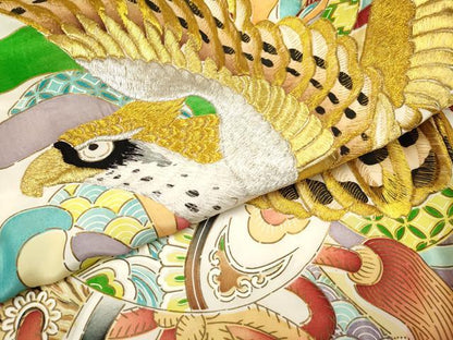 平和屋着物[]お宮参り 男の子 祝着 産着 初着 のしめ 刺繍 鷹 鷲 打ち出の小槌 花松文 暈し染め 金彩 逸品 未使用 DABC5502ma