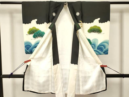 平和屋着物[]お宮参り 男の子 祝着 産着 初着 のしめ 刺繍 鷹 鷲 流水松文 暈し染め 金彩 逸品 DABC5503ma