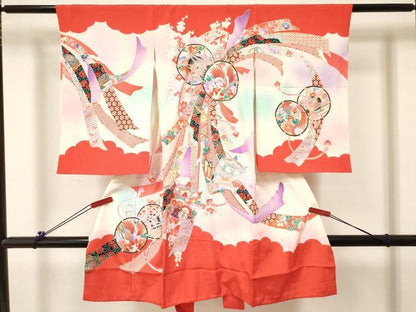 平和屋着物[]お宮参り　女の子　祝着　産着　初着　のしめ　束ね熨斗　鼓飛鶴糸車花文　暈し染め　金銀彩　逸品　DABC5506ma