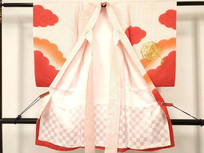 平和屋着物[]お宮参り 女の子 祝着 産着 初着 のしめ 駒刺繍 絞り 鏡裏向かい鳥花文 暈し染め 逸品 DABC5507ma
