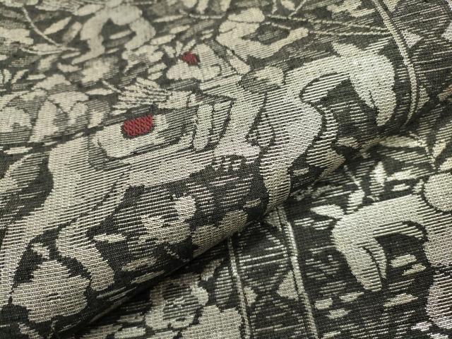 平和屋着物●六通柄袋帯　紬地　狩猟花文　黒地　銀糸　さが美扱い　正絹　逸品　DABC6802fe