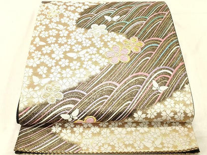 平和屋着物◎六通柄袋帯　立波花蝶文　金糸　正絹　逸品　DABC7560ya