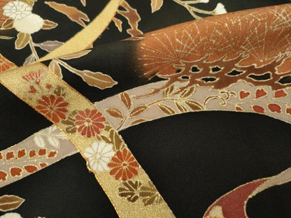 平和屋着物■豪華黒留袖 駒刺繍 鬘帯扇面花松文 金彩 正絹 逸品 DABC7973ya