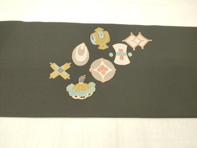 平和屋着物●塩瀬　九寸名古屋帯　宝尽くし文　黒地　金彩　正絹　逸品　DABC8143cm