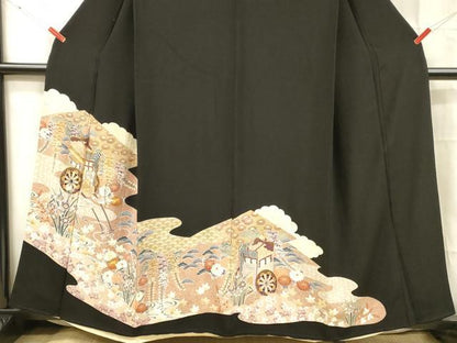 平和屋着物■豪華黒留袖　駒刺繍　流水御所車花文　藤花房　金彩　正絹　逸品　DABC8359cm