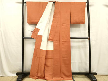 平和屋着物■上質な色無地 紗綾形地紋 樺色 正絹 逸品 未使用 DABC8629cm