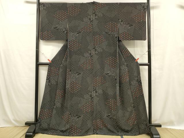 平和屋着物■上質な小紋 寄せ小紋柄 黒地 鬼しぼ縮緬 正絹 逸品 DABC8713cm