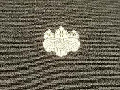 平和屋着物■豪華黒留袖 駒刺繍 飛鶴檜扇草花文 金彩 正絹 逸品 DABC8754cm