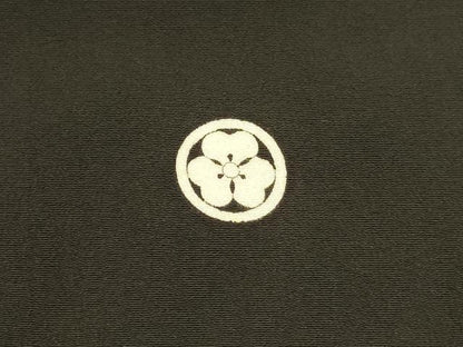 平和屋着物■豪華黒留袖　刺繍　流水笹竹文　金彩　正絹　逸品　DABC8760cm