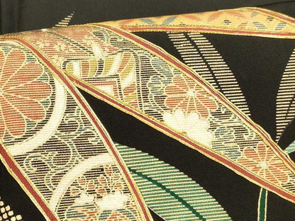 平和屋着物■豪華黒留袖　駒刺繍　御所車草花文　暈し染め　金彩　三越扱い　正絹　逸品　DABC8906cm
