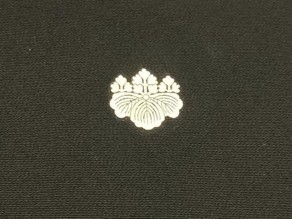 平和屋着物■豪華黒留袖　駒刺繍　御所車草花文　暈し染め　金彩　三越扱い　正絹　逸品　DABC8906cm