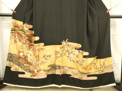 平和屋着物■豪華黒留袖　駒刺繍　流水花松文　金銀糸　正絹　逸品　DABC8914cm