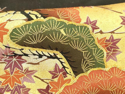 平和屋着物■豪華黒留袖　駒刺繍　流水花松文　金銀糸　正絹　逸品　DABC8914cm