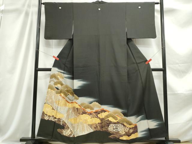 平和屋着物■豪華黒留袖　駒刺繍　枝松文　暈し染め　金銀彩　正絹　逸品　DABC9083qa
