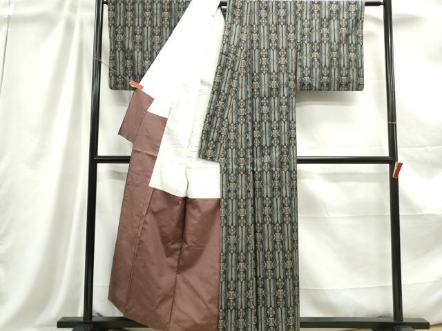 平和屋着物■本場村山大島紬 幾何学花文 正絹 逸品 DABC9089qa