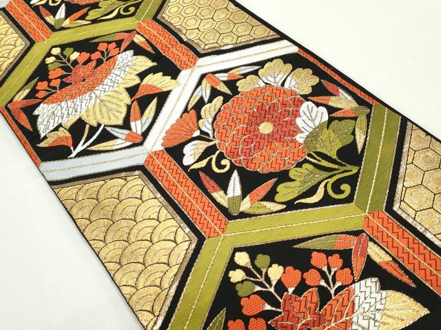 平和屋着物◎六通柄 本袋帯 唐織 作家物 亀甲花文 黒地 金糸 正絹 逸品 DABC9120qa