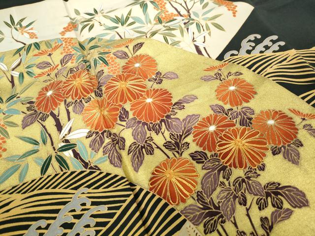 平和屋着物■豪華黒留袖　作家物　駒刺繍　立波地紙花文　金彩　正絹　逸品　DABC9438qa