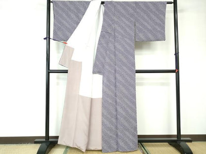平和屋着物■上質な小紋 舞桜文 正絹 逸品 DABC9455qa