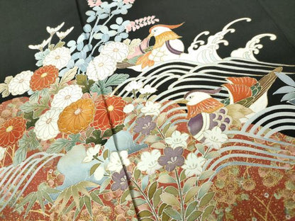 平和屋着物■豪華黒留袖　作家物　駒刺繍　鴛鴦花文　金彩　正絹　逸品　DABC9509qa