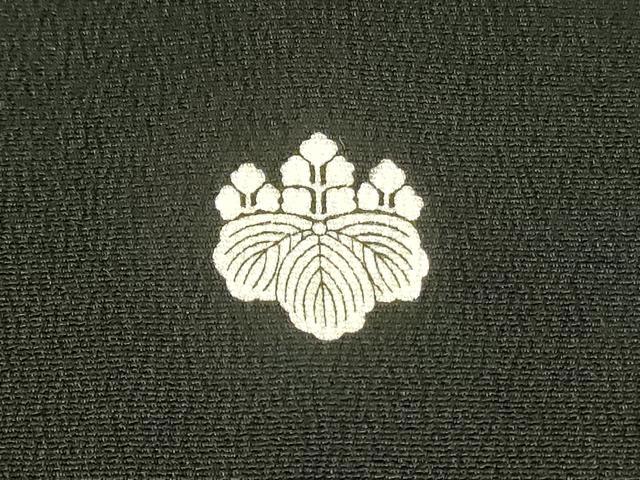 平和屋着物■豪華黒留袖　駒刺繍　扇面花鳥文　金彩　正絹　逸品　DABC9534qp