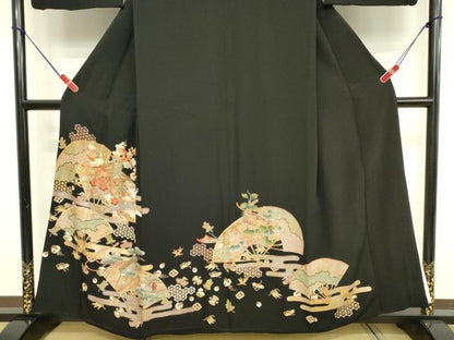 平和屋着物■豪華黒留袖 扇面枝梅文 宝尽くし 金彩 正絹 逸品 DABC9664qp