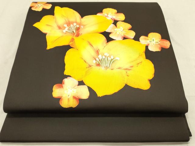 平和屋着物●塩瀬　九寸開き名古屋帯　舞花　ろうけつ染め　黒地　正絹　逸品　DABD0028op