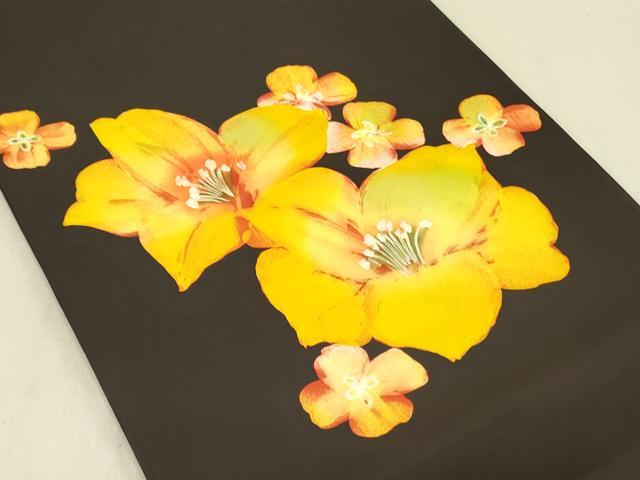 平和屋着物●塩瀬　九寸開き名古屋帯　舞花　ろうけつ染め　黒地　正絹　逸品　DABD0028op