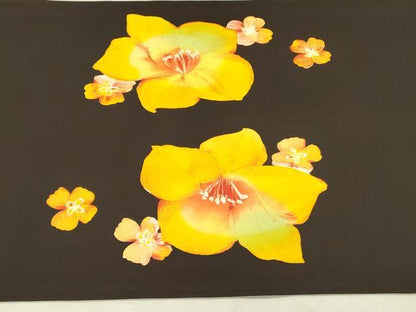 平和屋着物●塩瀬　九寸開き名古屋帯　舞花　ろうけつ染め　黒地　正絹　逸品　DABD0028op