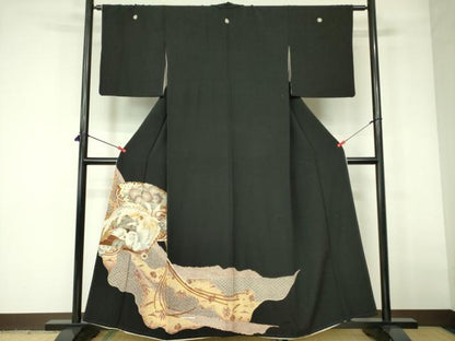 平和屋着物■豪華黒留袖　駒刺繍　宝尽くし檜扇花文　金彩　正絹　逸品　DABD0091op