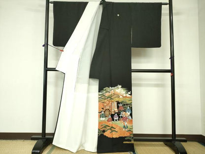 平和屋着物■豪華黒留袖　駒刺繍　御所車花松文　暈し染め　金彩　正絹　逸品　DABD0098op