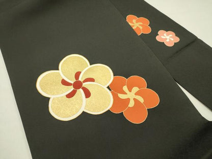平和屋着物●塩瀬　九寸名古屋帯　駒刺繍　捻梅　黒地　金彩　正絹　逸品　未使用　DABD0131op