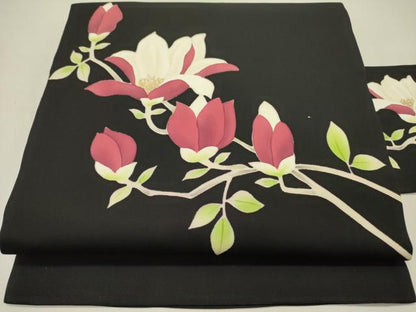 平和屋着物●塩瀬　九寸名古屋帯　草花文　黒地　金彩　正絹　逸品　DABD0143op