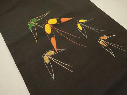 平和屋着物●中国三大刺繍　相良刺繍　総刺繍　つけ帯　紬地　舞蝶文　黒地　正絹　逸品　DABD0227op