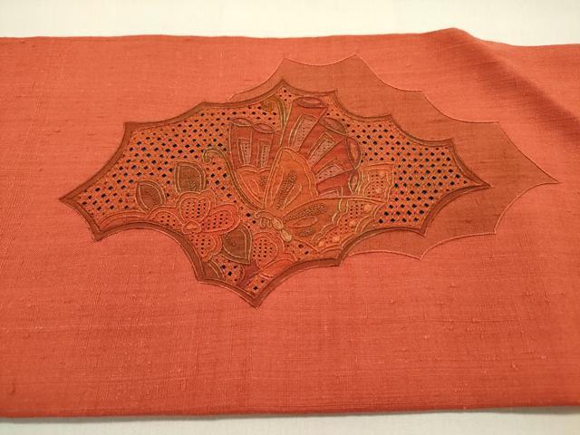 平和屋着物●中国三大刺繍　スワトウ刺繍　汕頭刺繍　総刺繍　九寸名古屋帯　紬地　舞蝶花文　正絹　逸品　DABD0244op