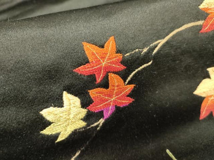 平和屋着物●アンティーク　大正ロマン　九寸名古屋帯　総手刺繍　枝楓文　黒地　金糸　正絹　逸品　DABD0271op