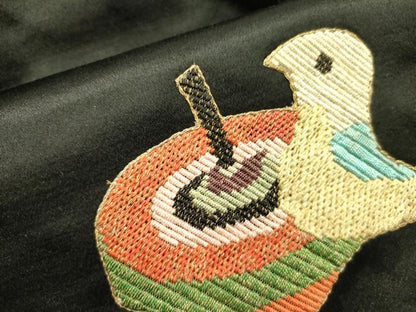 平和屋着物●アンティーク　大正ロマン　九寸名古屋帯　駒刺繍　総刺繍　玩具文　黒地　金糸　正絹　逸品　DABD0272op